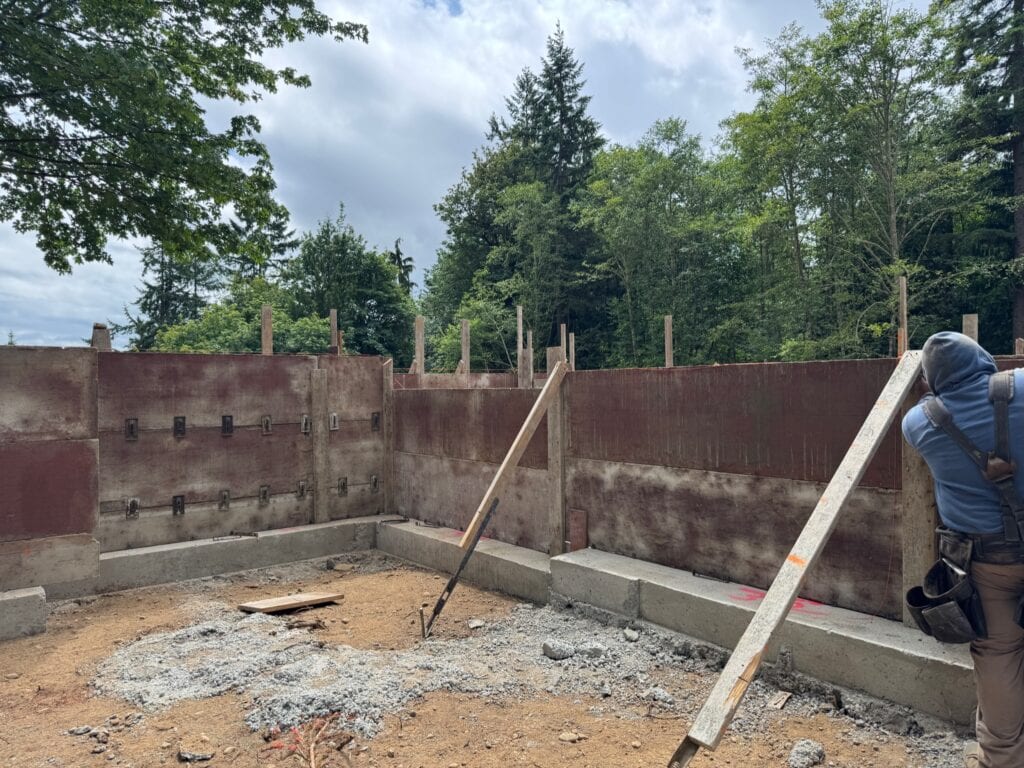 26. June 18 Rebar Wall Forms